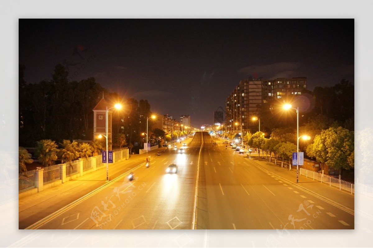 城市夜景斑马线道路高清图片下载-正版图片500282464-摄图网