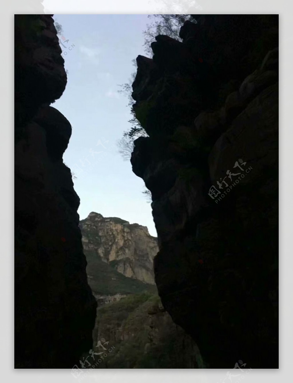 红石峡晚景