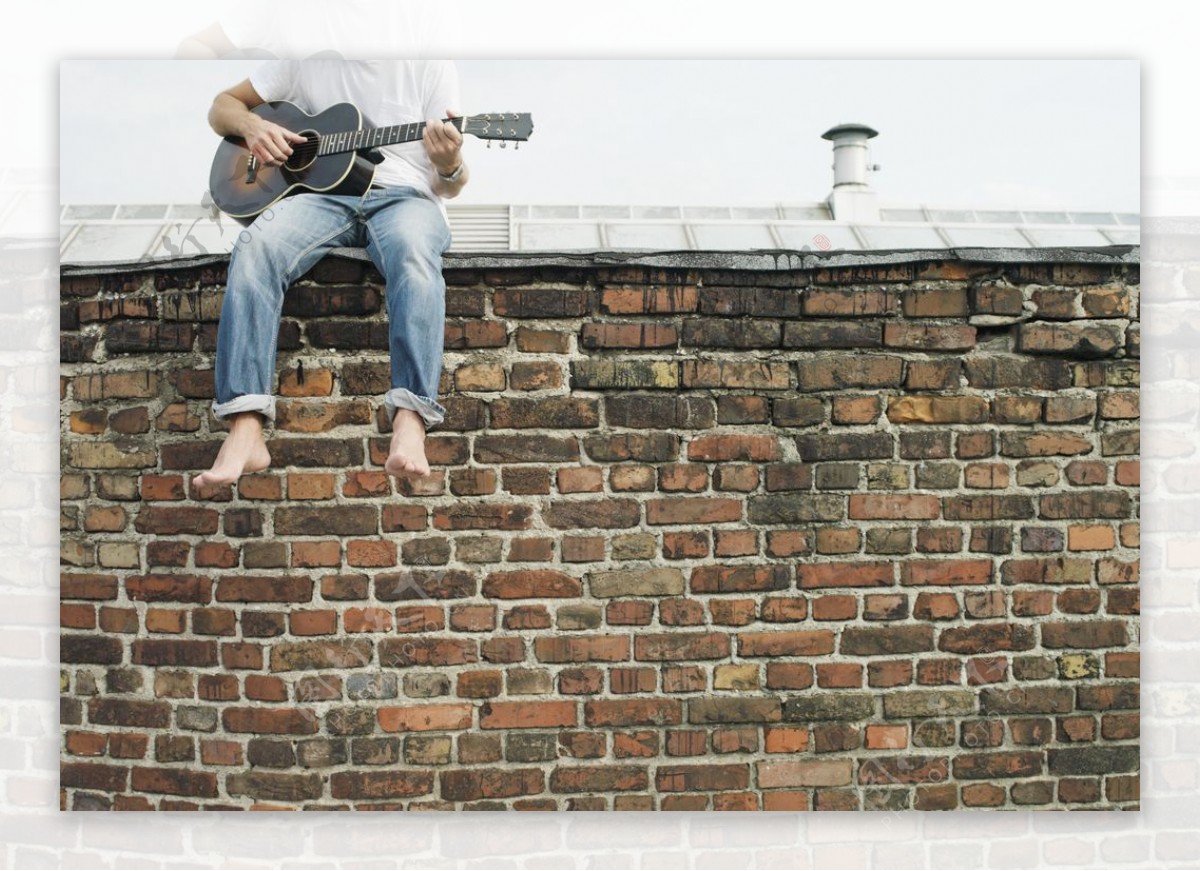 砖墙围墙吉他