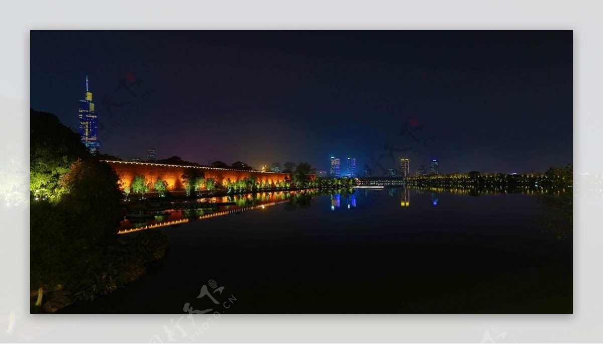 南京夜色玄武湖