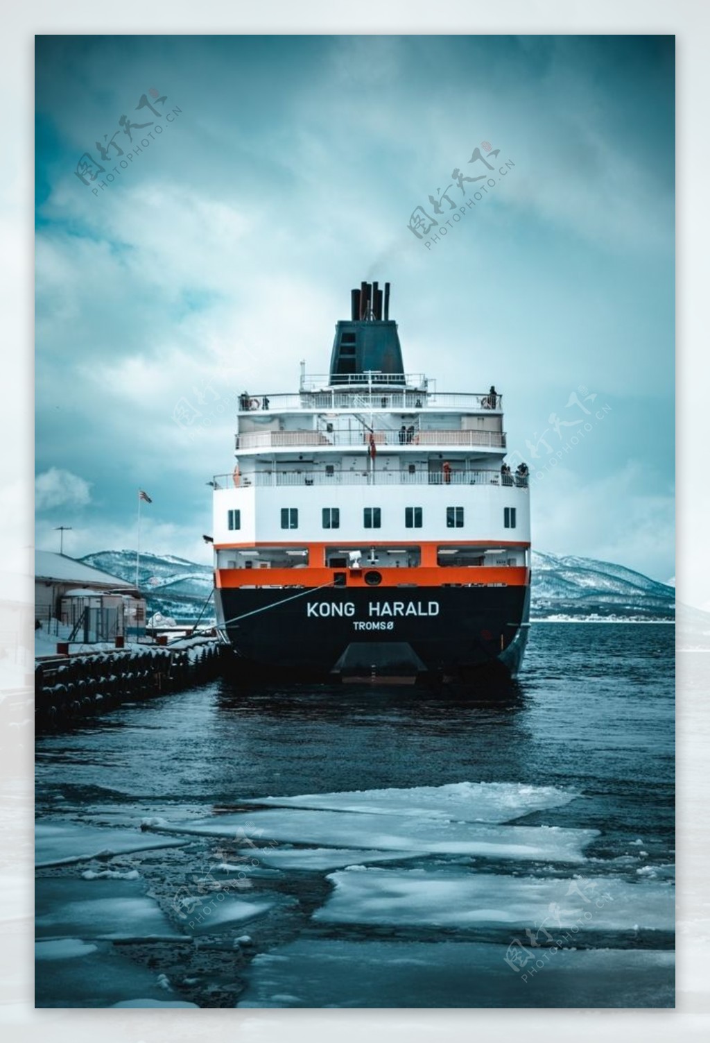 北极冰船