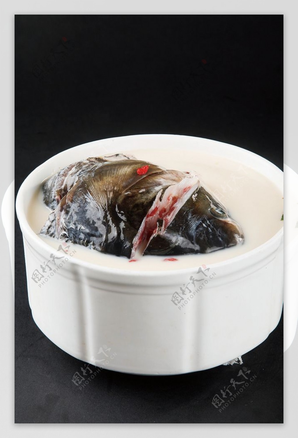 湾鱼头炖豆腐