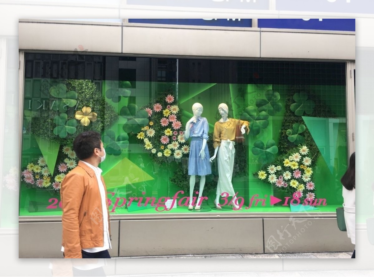 日本实拍橱窗设计参考图