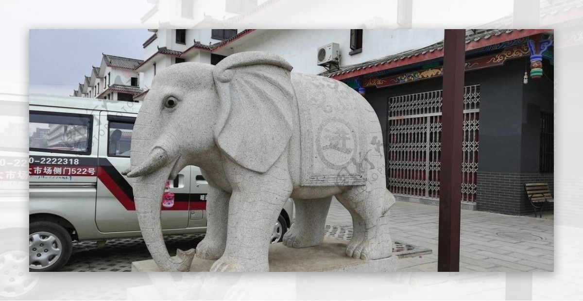 大象雕塑图片
