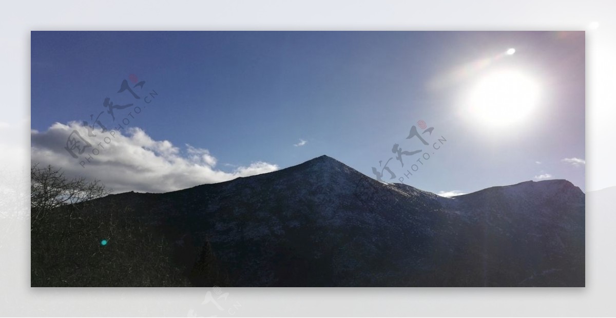 雪山高原日落风光图片