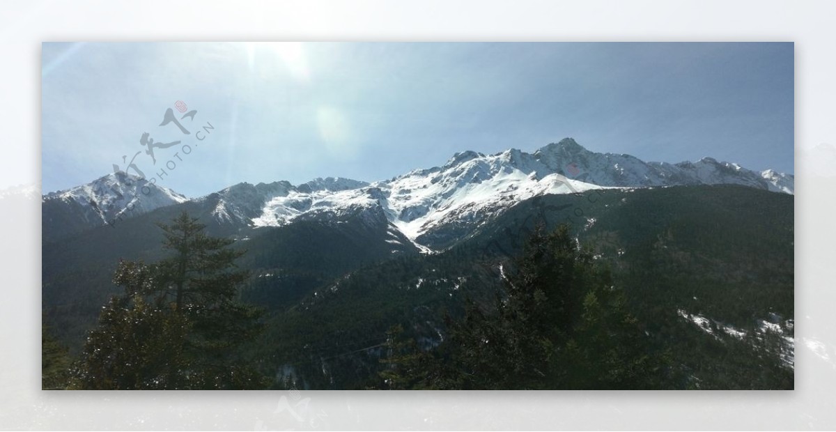 雪山蓝天风光图片