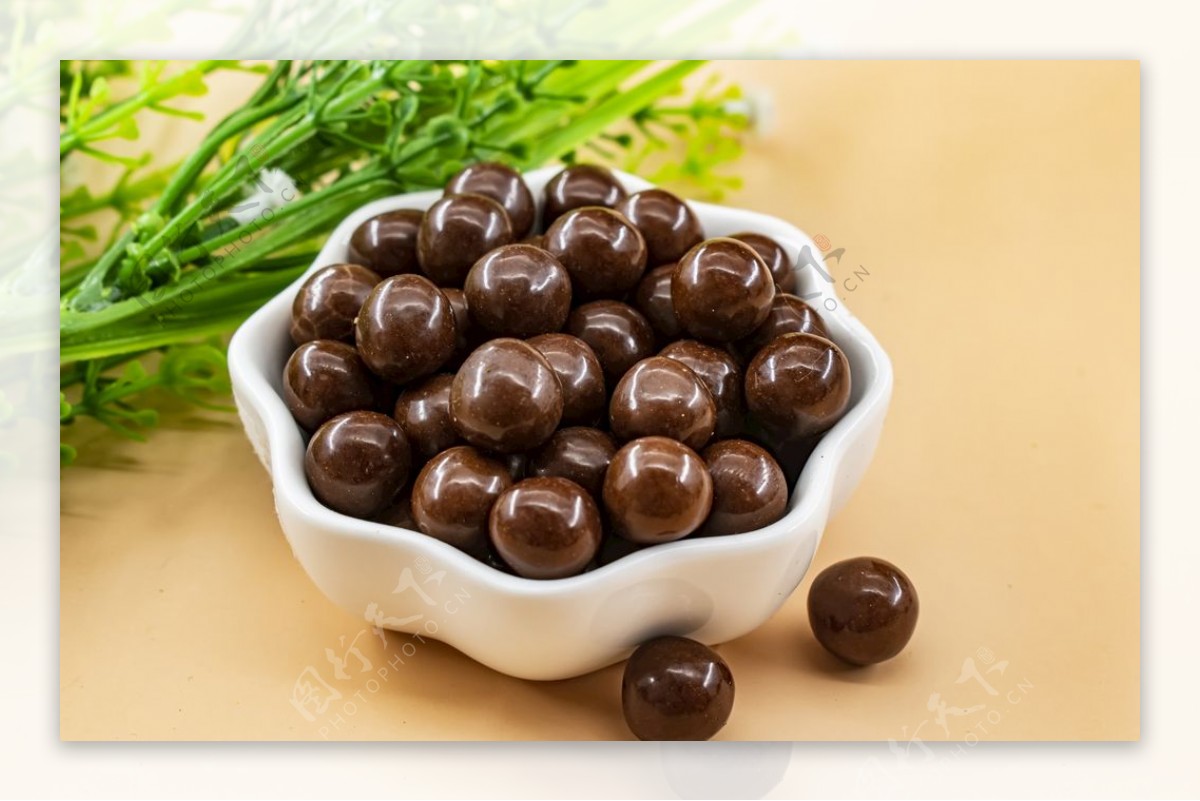 巧克力豆零食甜品背景海报素材图片