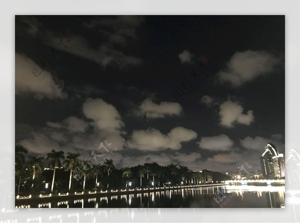 筼筜湖夜景图片