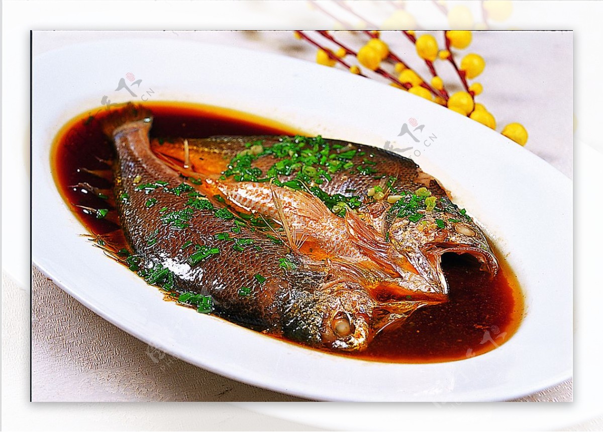 豫菜香焖黄鱼图片