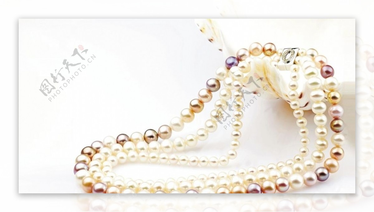 五彩珍珠项链图片