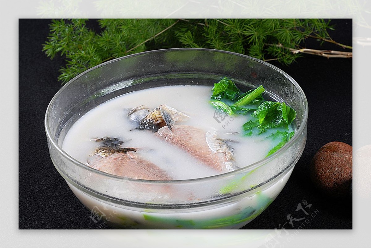青菜鱼汤图片