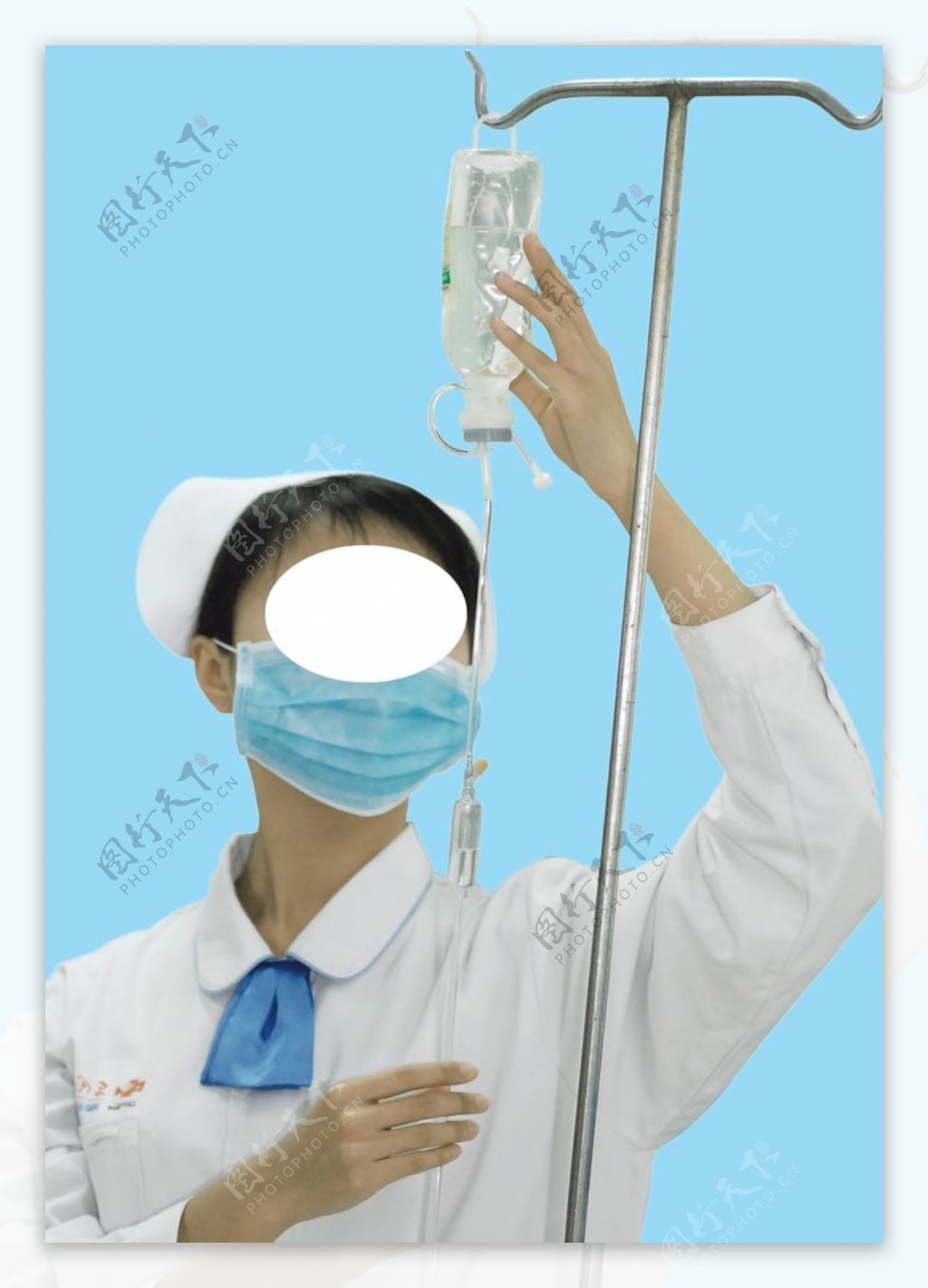 挂吊瓶的护士图片